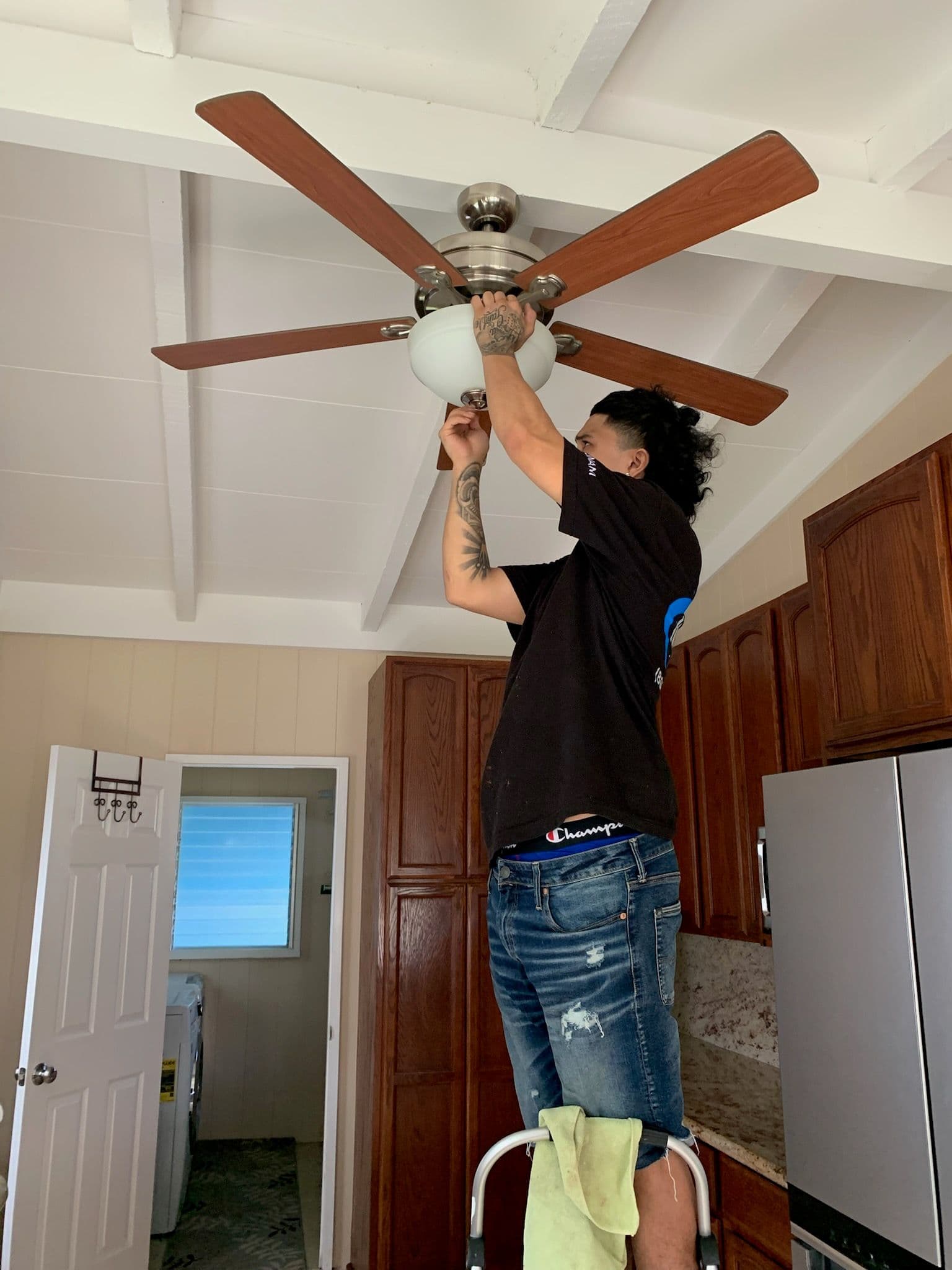 Project Hawaii Pristine Move-Out Cleaning Service image